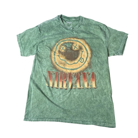 NIRVANA Tops - Nirvana Washed Dye Band Tee green smiley face t-shirt size large